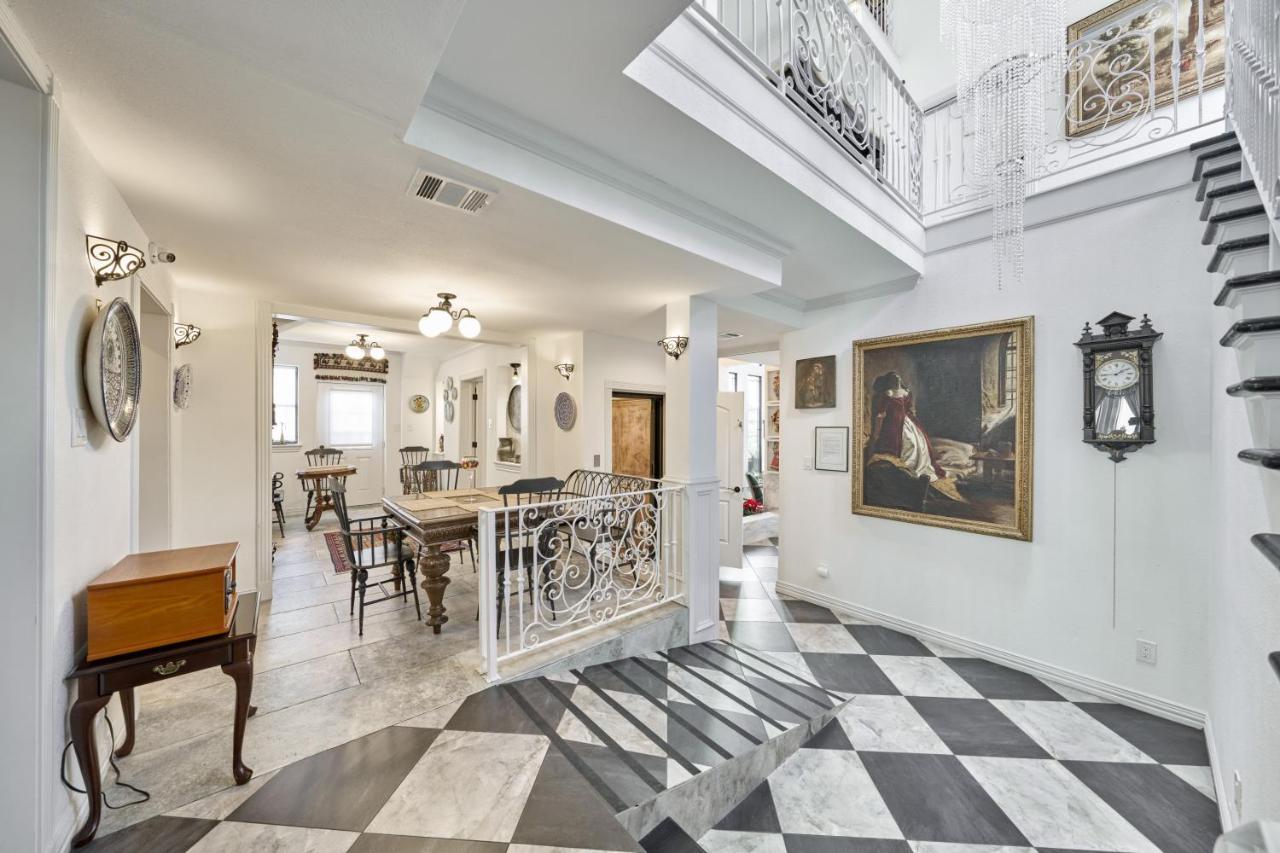 Villa With 8 Bedrooms And Heated Swimming Pool Houston Buitenkant foto