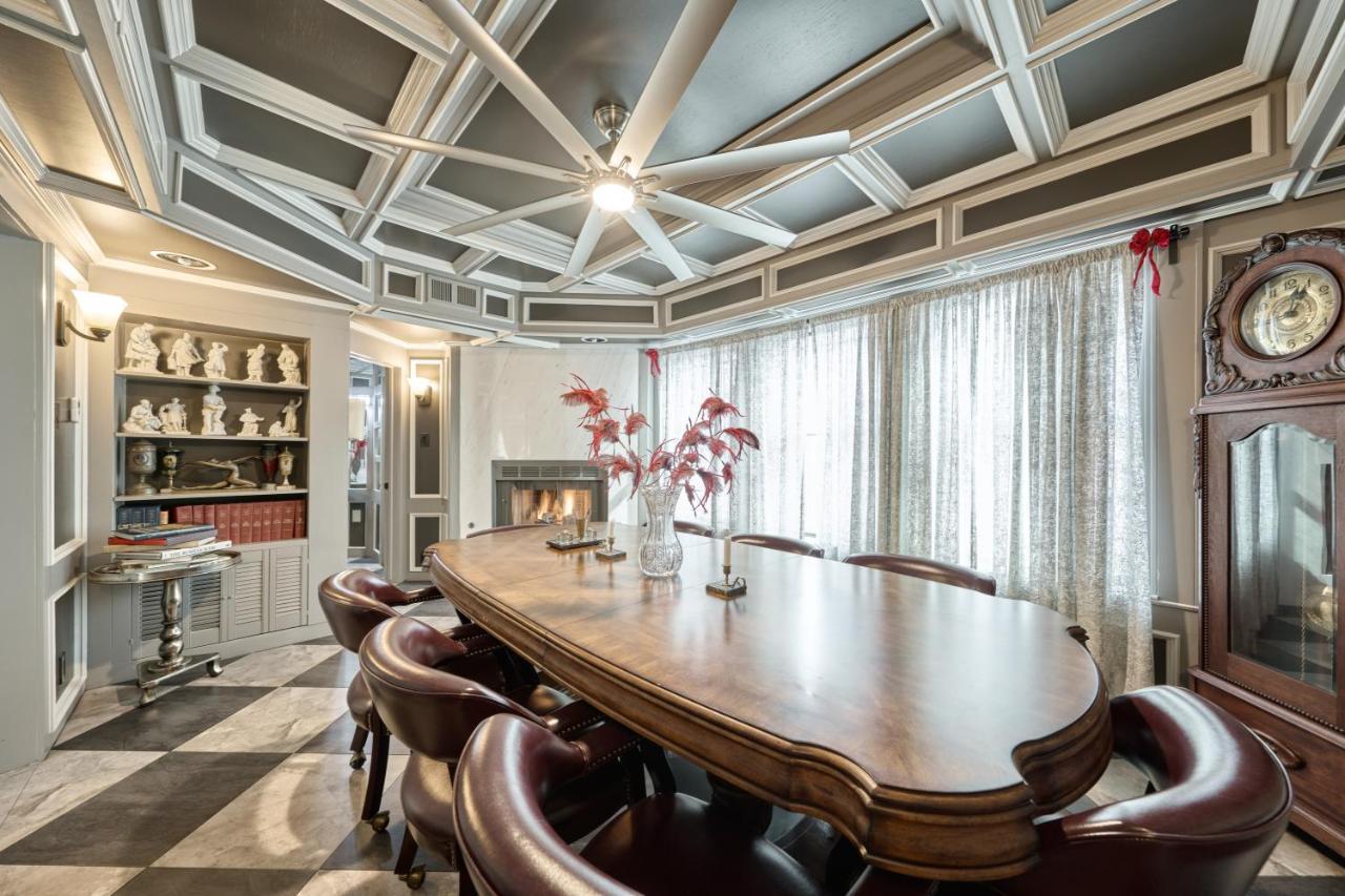Villa With 8 Bedrooms And Heated Swimming Pool Houston Buitenkant foto